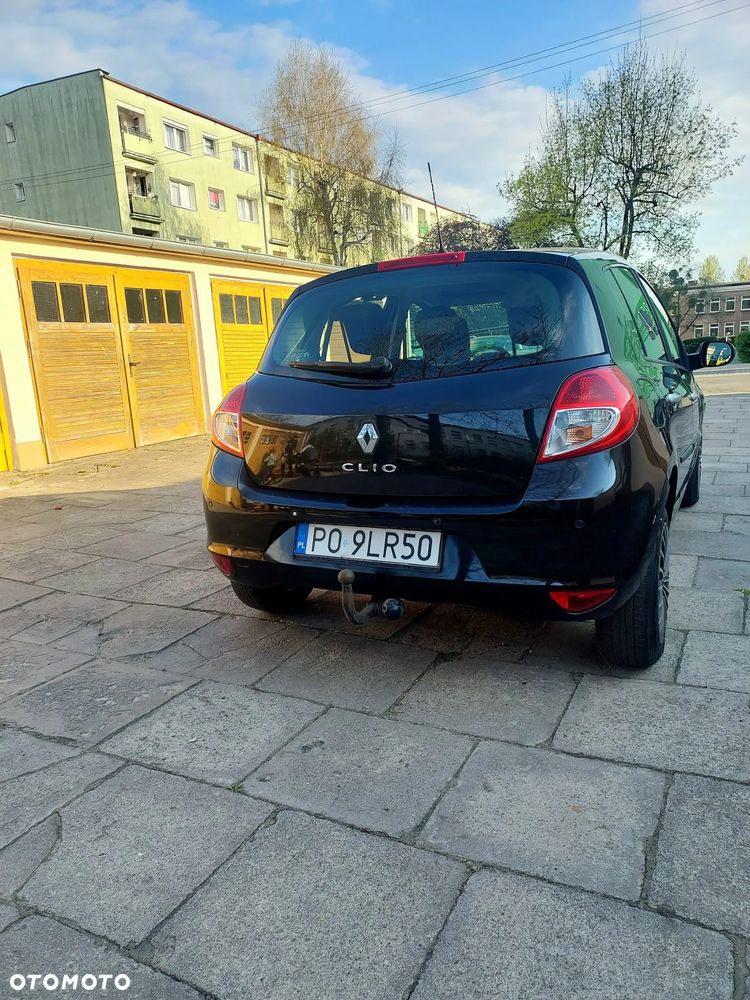 Renault Clio 1.2 16V Authentique - 2