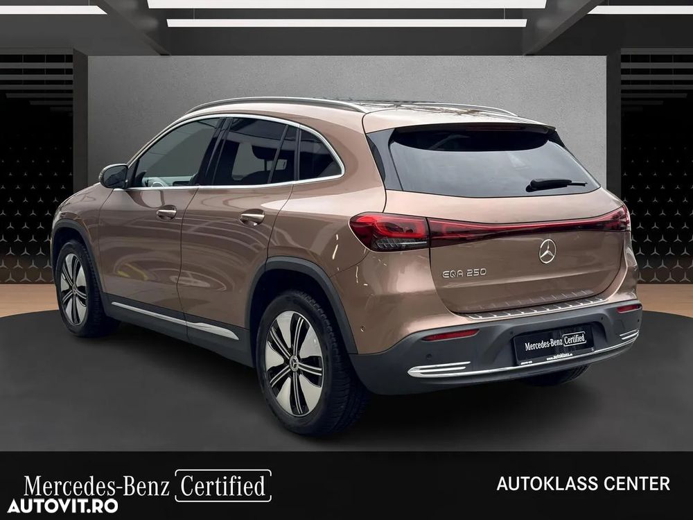 Mercedes-Benz EQA 250+ - 7