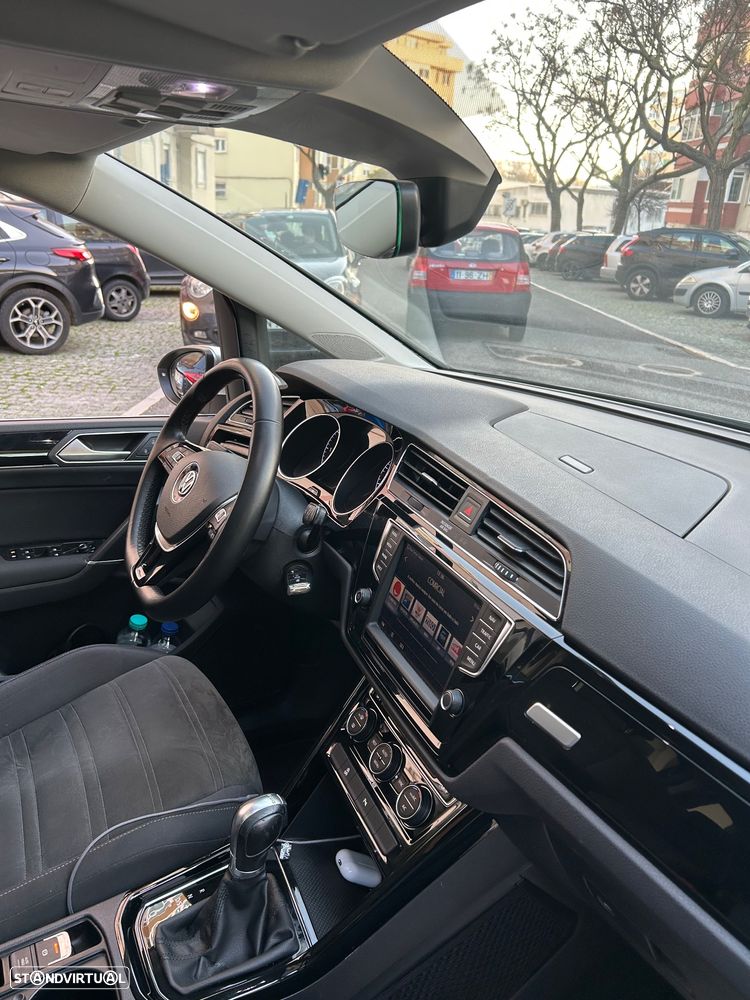 VW Touran 1.6 TDI Highline DSG - 3