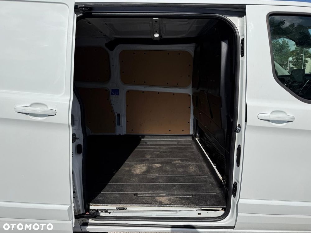 Ford Transit custom - 12