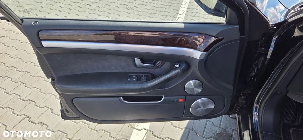 Audi A8 4.2 TDI DPF Quattro - 10