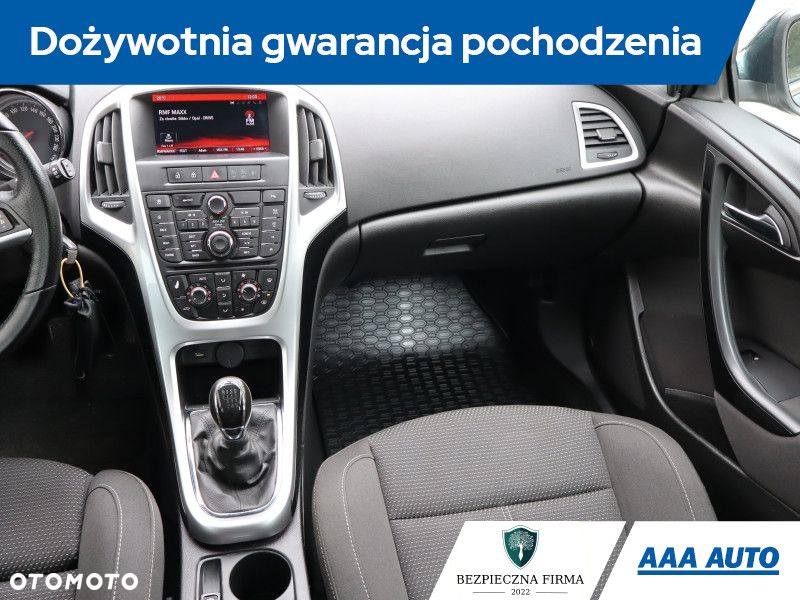 Opel Astra - 9