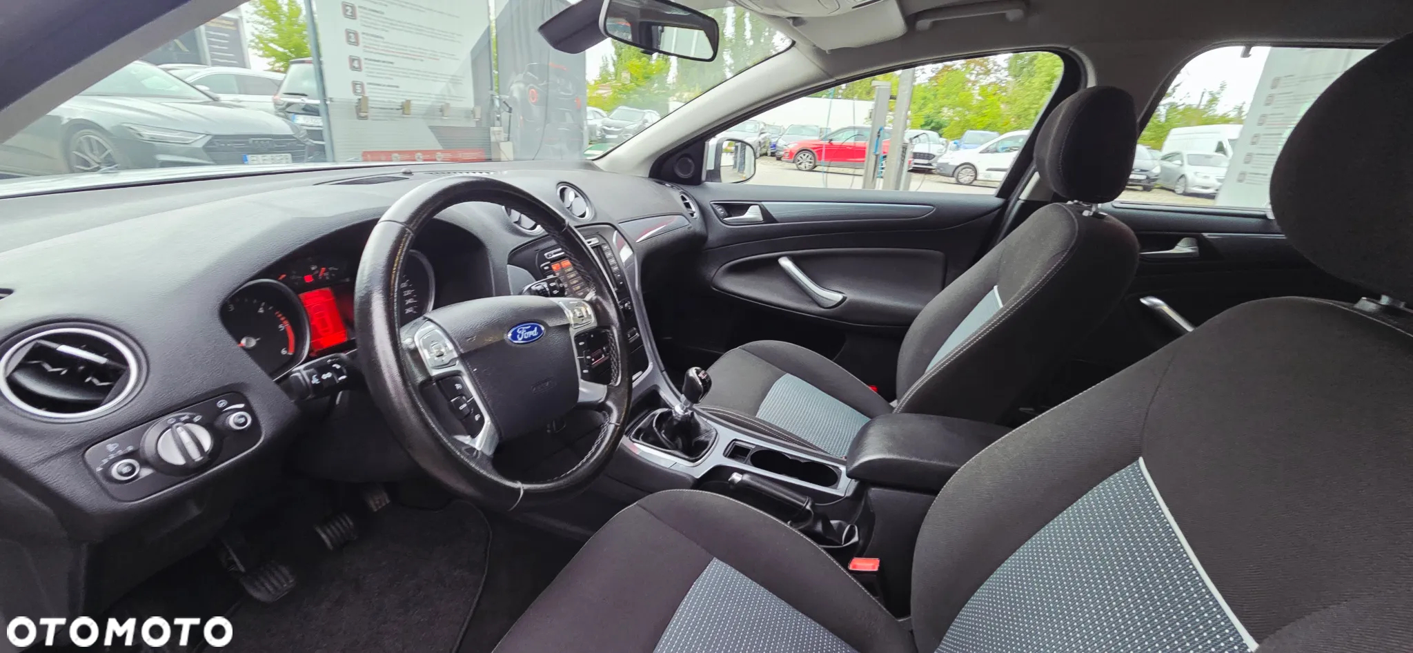 Ford Mondeo 2.0 TDCI Ghia - 30