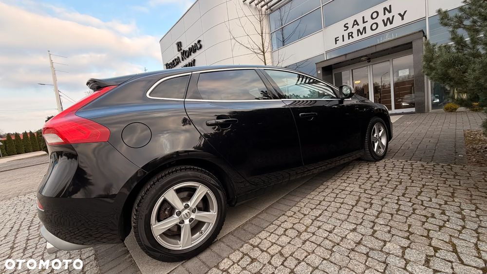 Volvo V40 D3 Linje You - 25