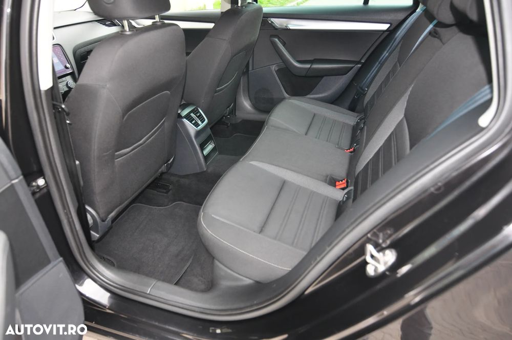 Skoda Octavia 2.0 TDI (Green tec) Ambition - 9