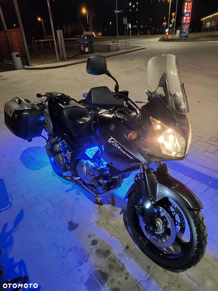 Suzuki V-STROM - 8