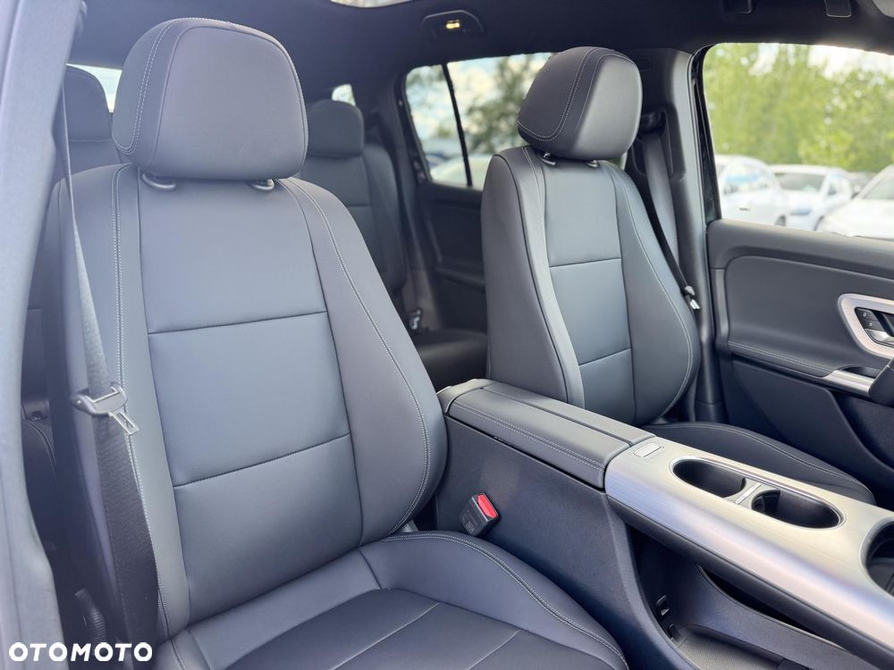 Mercedes-Benz GLB 250+ EQ 85kWh - 13