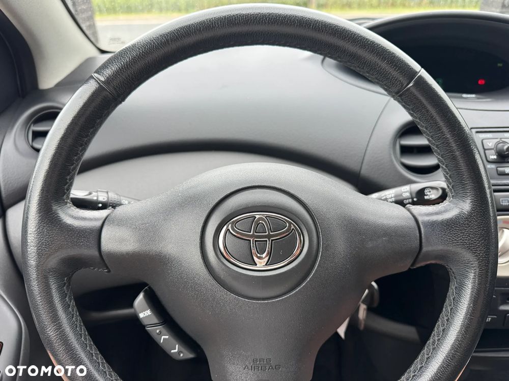 Toyota Yaris 1.3 Automatik Sol - 17