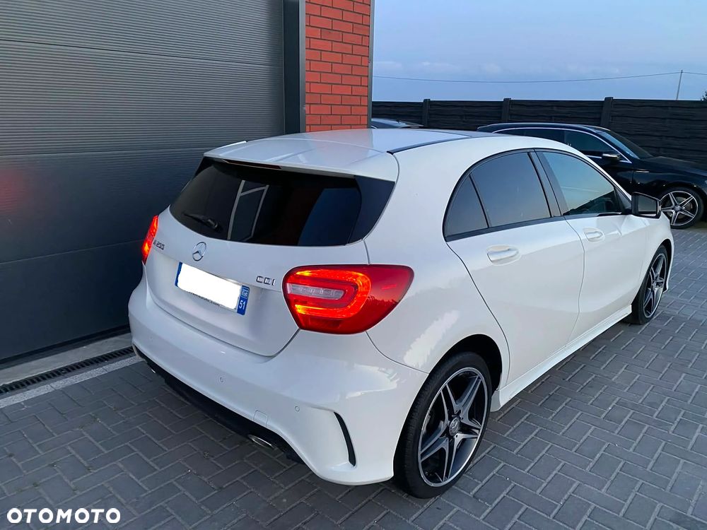 Mercedes-Benz Klasa A 200 CDI 7G-DCT AMG Line - 4