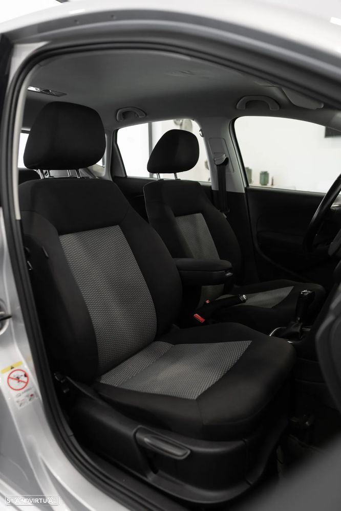 VW Polo 1.2 TDi Blue Motion - 32