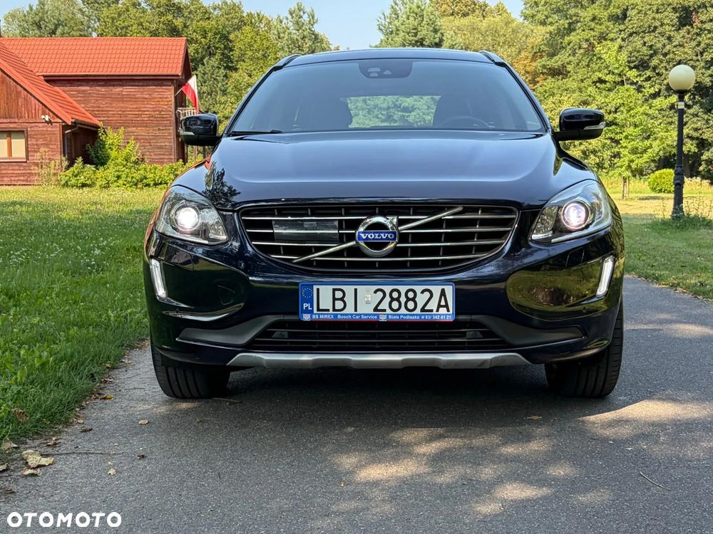Volvo XC 60 D4 AWD Summum - 2