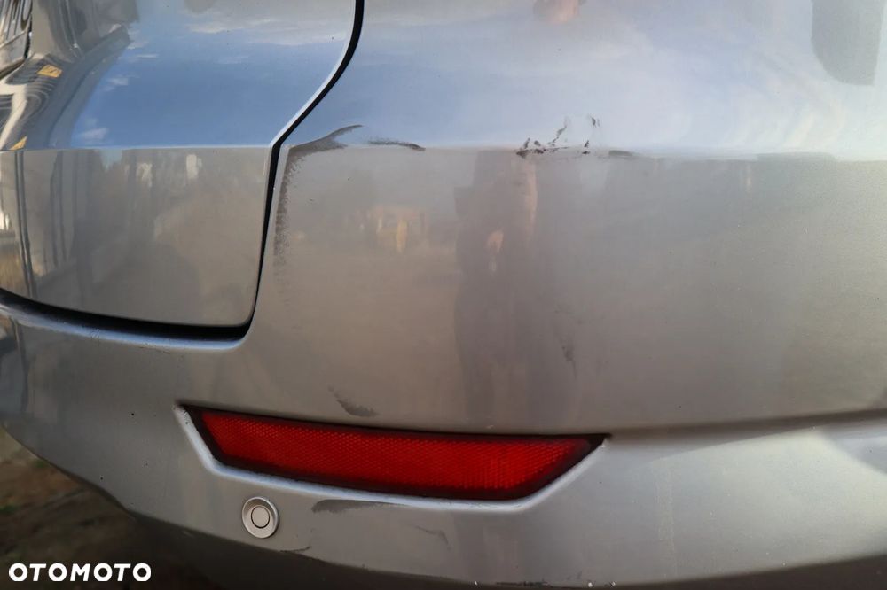 Ford Mondeo 2.0 TDCi Ghia - 16