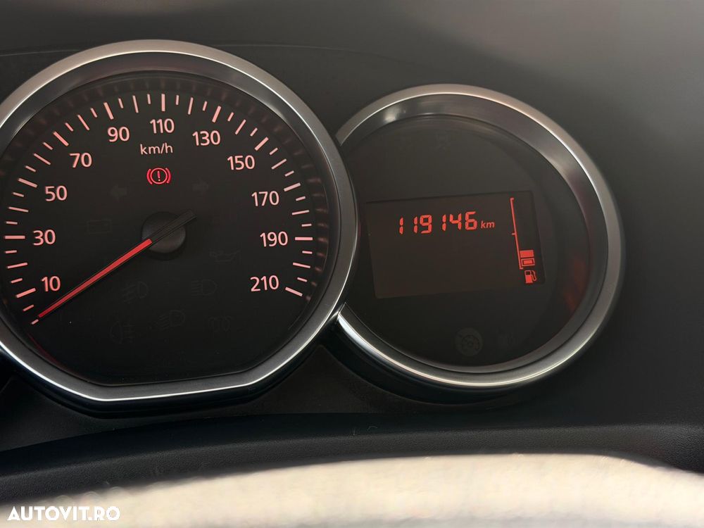 Dacia Logan 0.9 TCe Laureate - 28