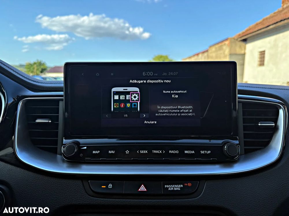 Kia Ceed - 36