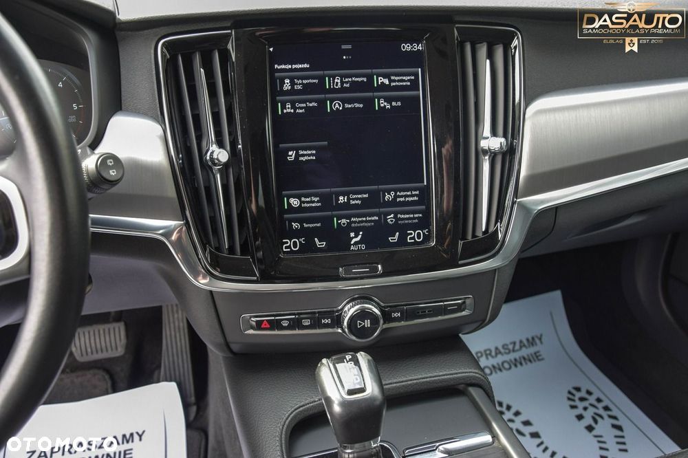 Volvo V90 D5 SCR AWD Inscription - 22