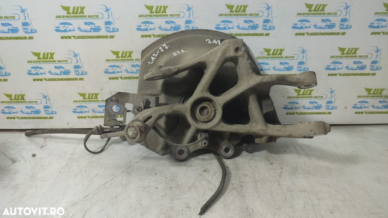 Fuzeta stanga fata 2.0 hdi Peugeot 407 1 [2004 - 2010] - 2