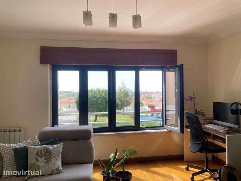 Apartamento T3 à Venda em Talaíde – São Domingos de Rana - Grande imagem: 3/12