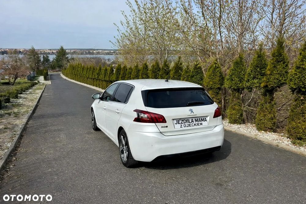Peugeot 308 PureTech 130 GPF EAT8 Stop & Start GT - 15