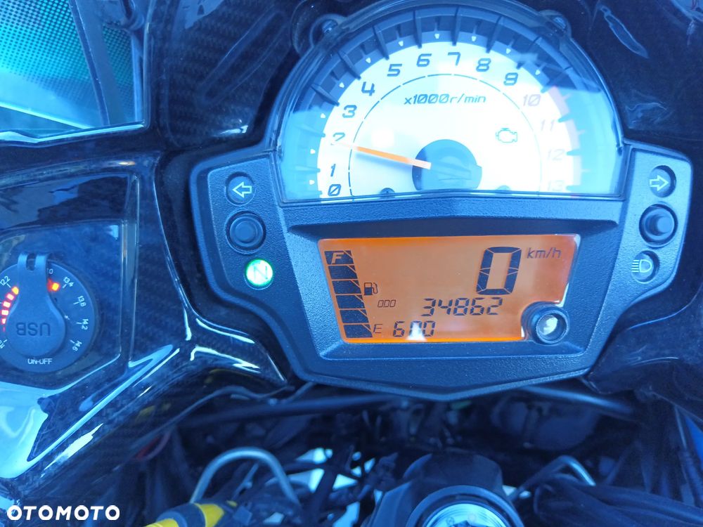 Kawasaki Versys 650 - 12