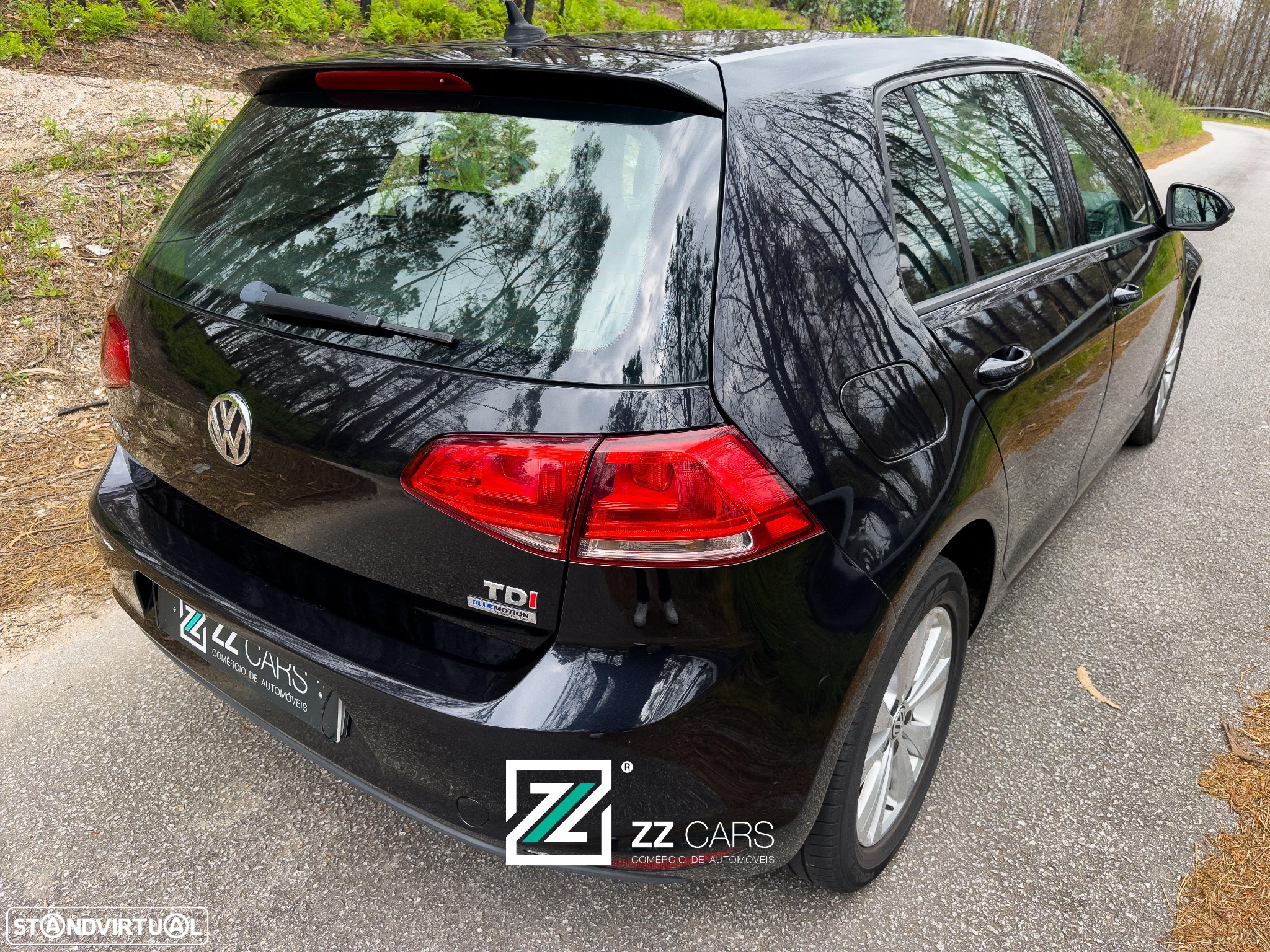 VW Golf 1.6 TDI 4Motion BlueMotion Comfortline - 12
