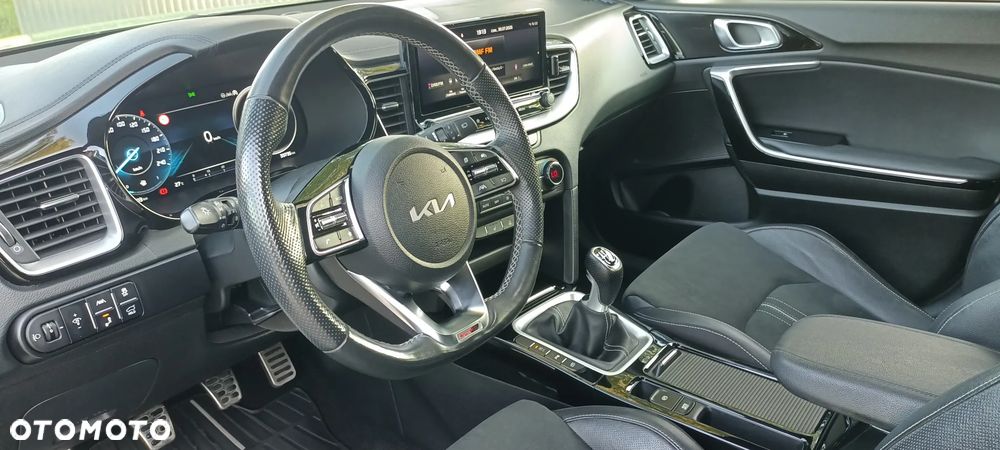 Kia XCeed 1.5 T-GDI GT-Line - 22
