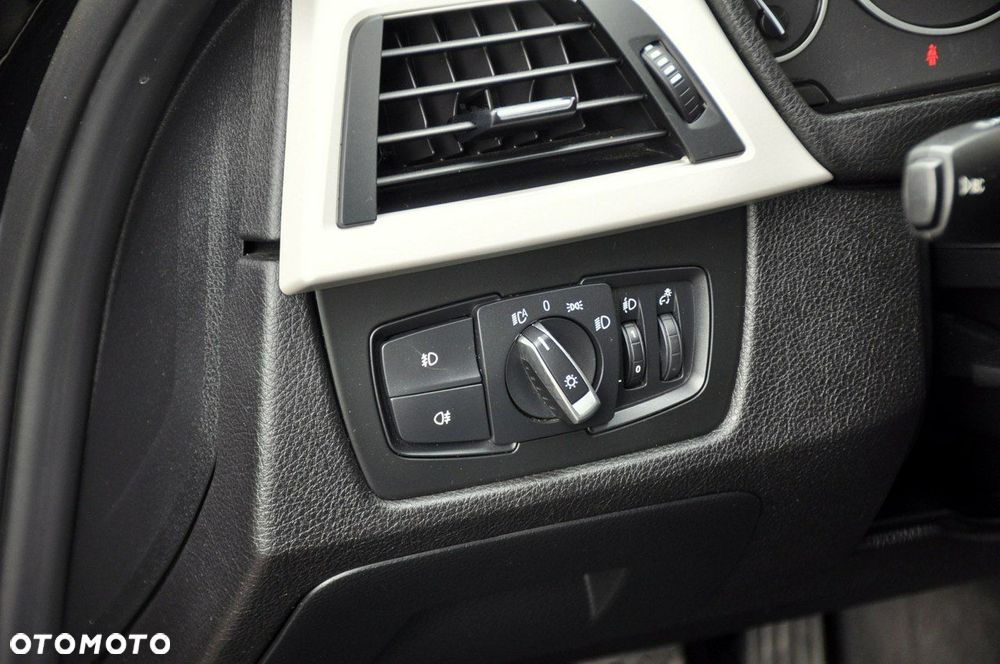 BMW Seria 3 - 37