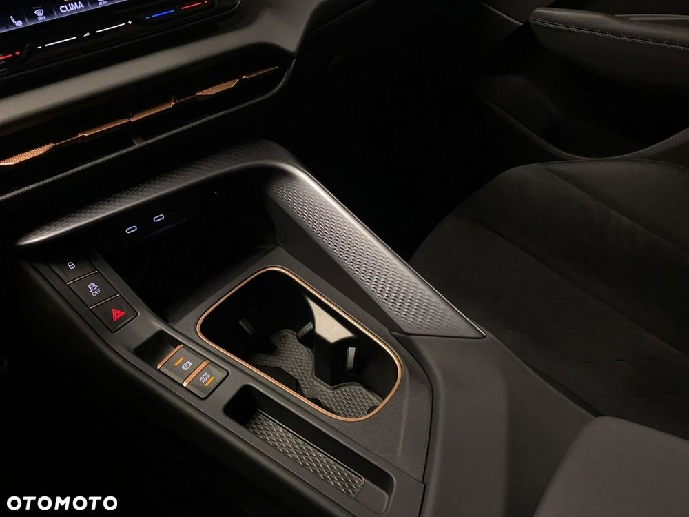Cupra Terramar 1.5 eTSI mHEV DSG - 37
