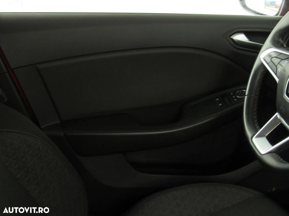 Renault Clio TCe 100 EXPERIENCE - 24