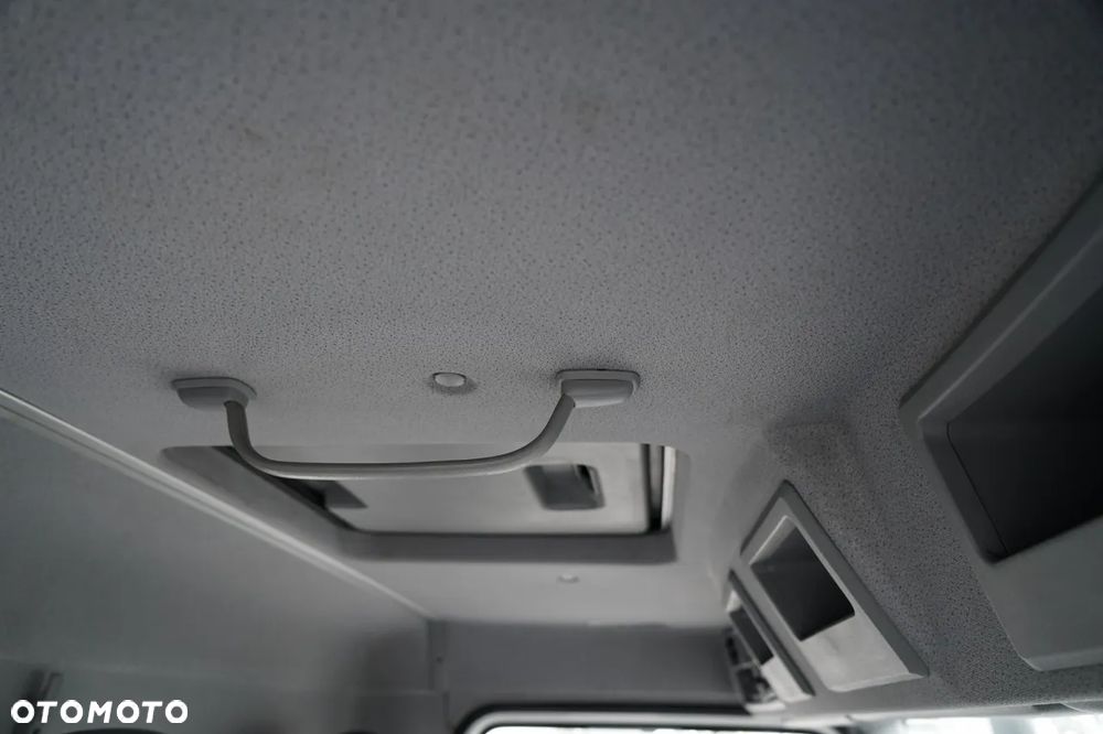 Mercedes-Benz ATEGO 1218 / 4x2 / WYWROTKA + HDS HIAB 0088 BS-3  / PILOT  /MANUAL - 33