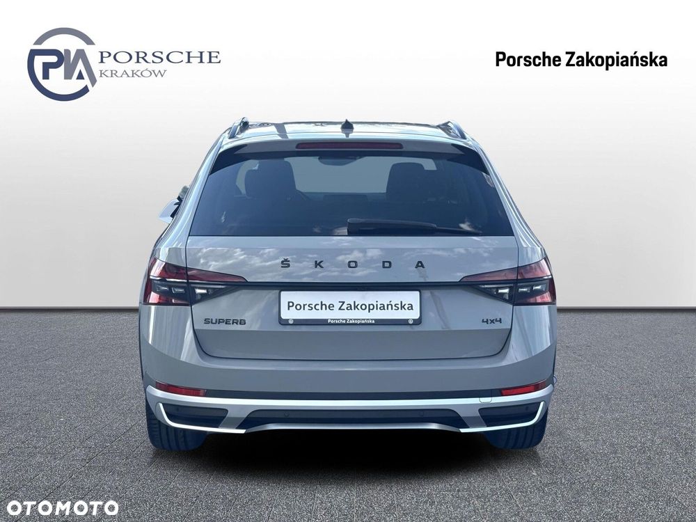 Skoda Superb 2.0 TSI 4x4 Scout DSG - 4