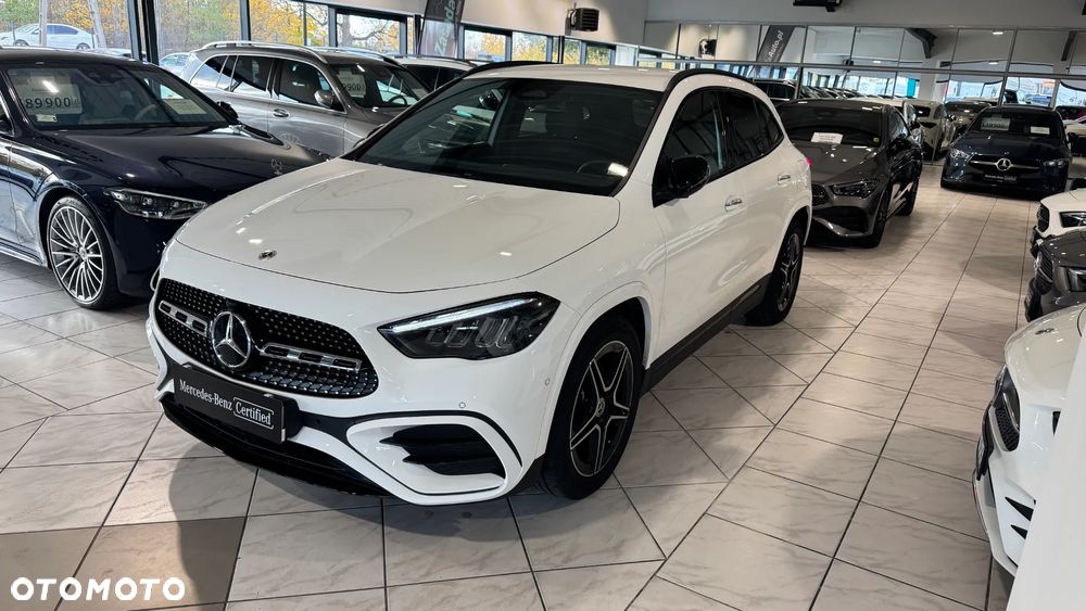 Mercedes-Benz GLA 200 AMG Line - 2