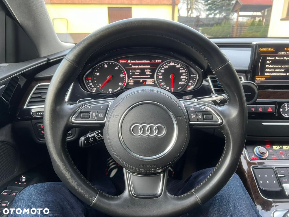Audi A8 4.2 TDI Quattro - 5