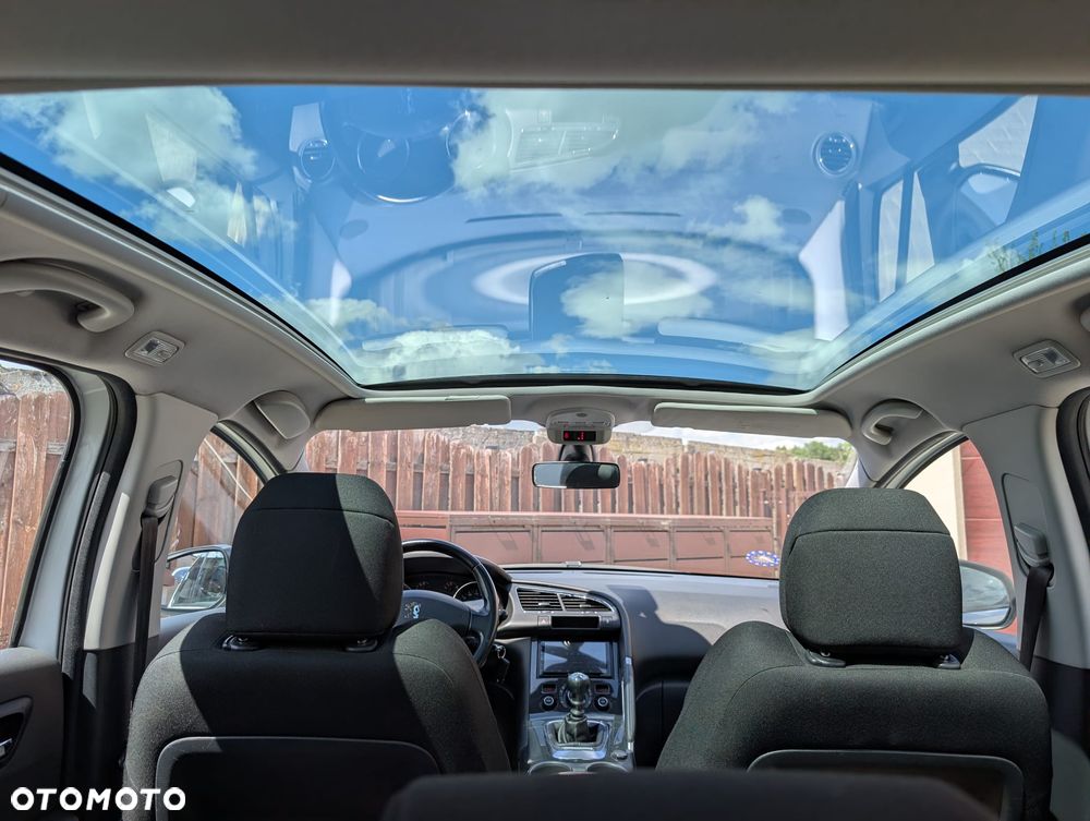 Peugeot 3008 155 THP Premium - 8