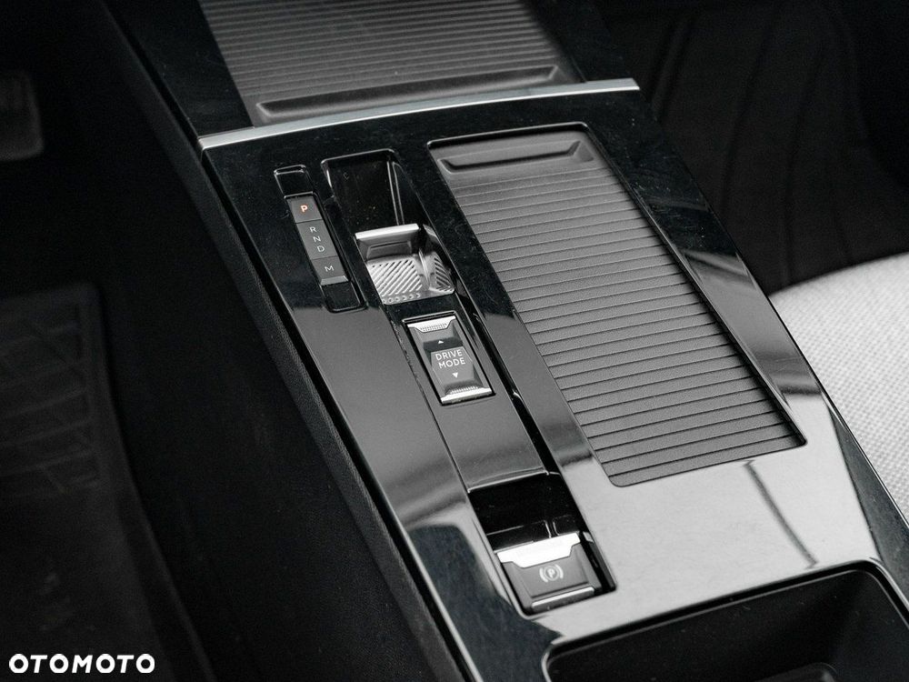 Opel Astra 1.2 T Elegance S&S - 19