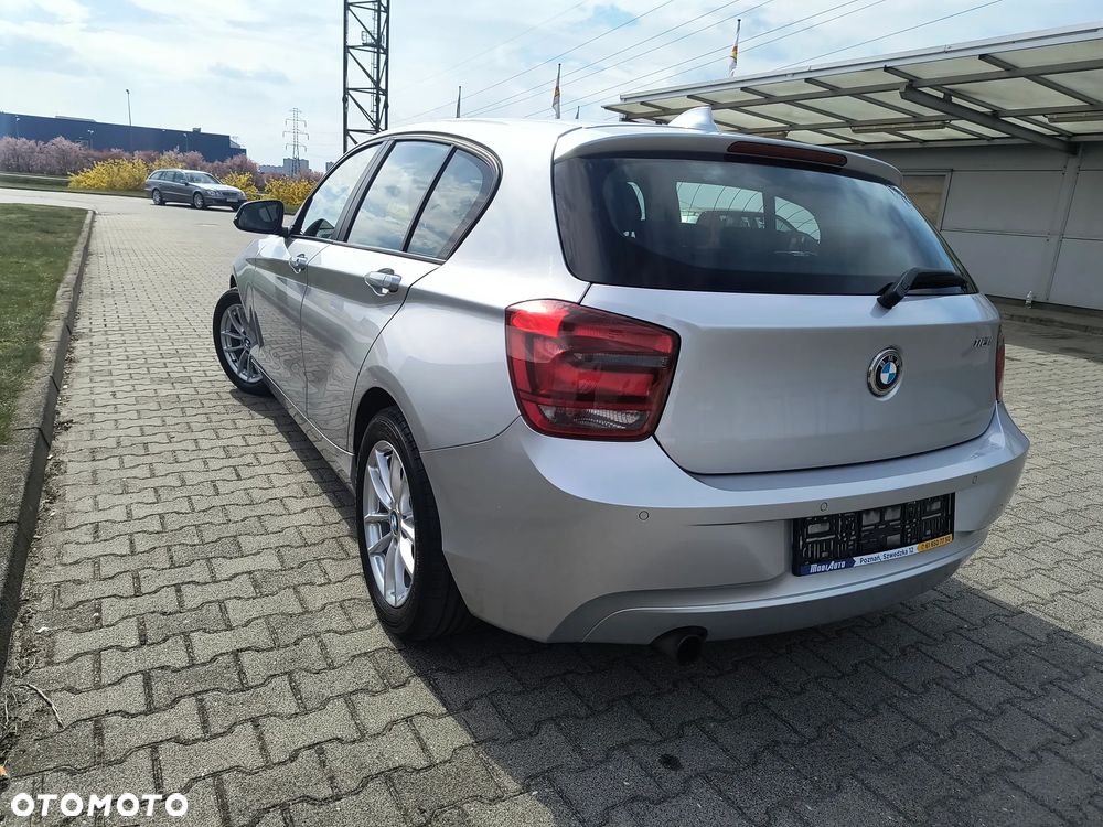 BMW Seria 1 116i Sport Line - 4