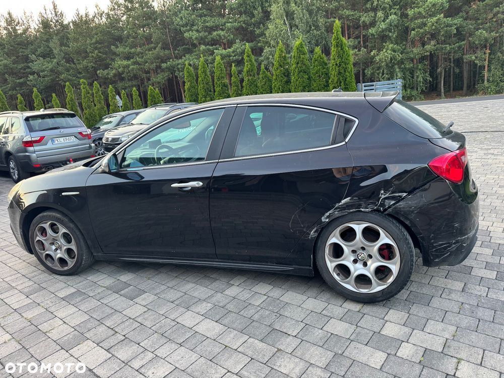 Alfa Romeo Giulietta 1.6 JTDM 16V Turismo - 4