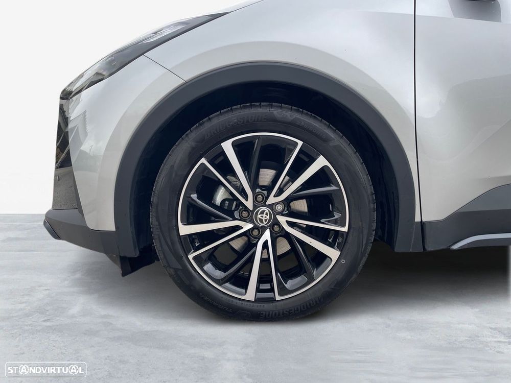 Toyota C-HR - 16