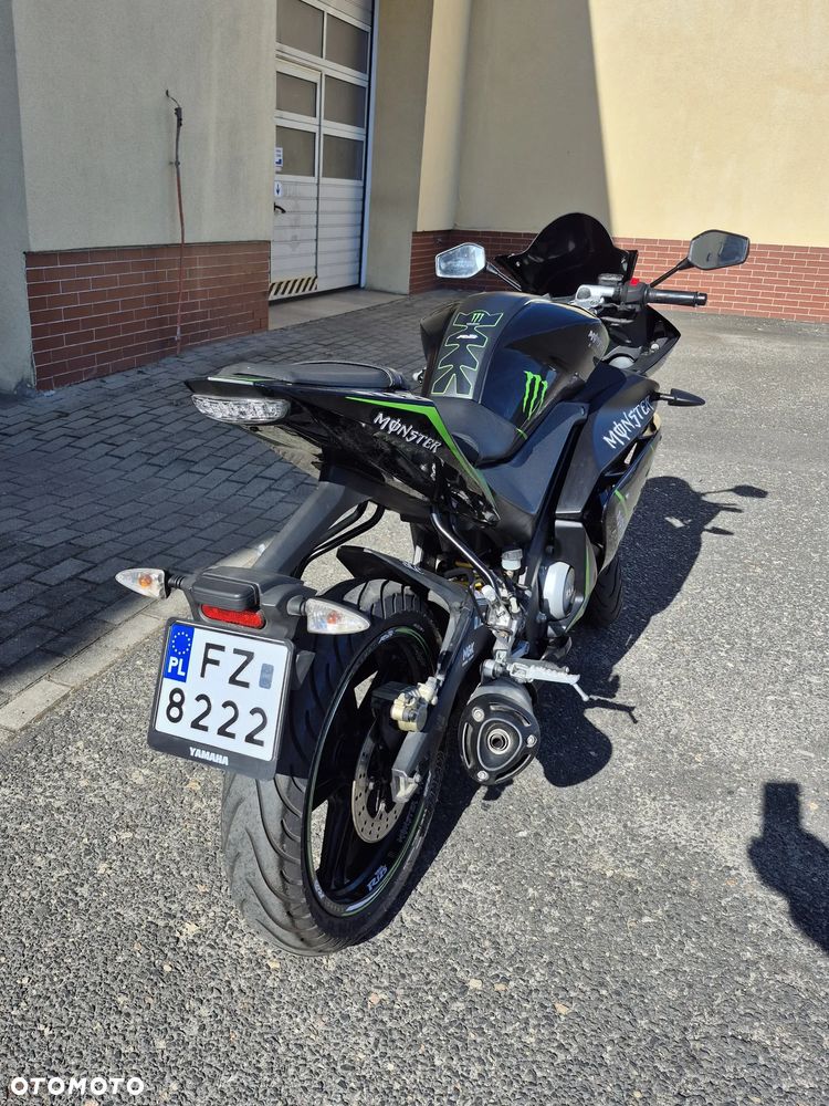 Yamaha YZF - 13