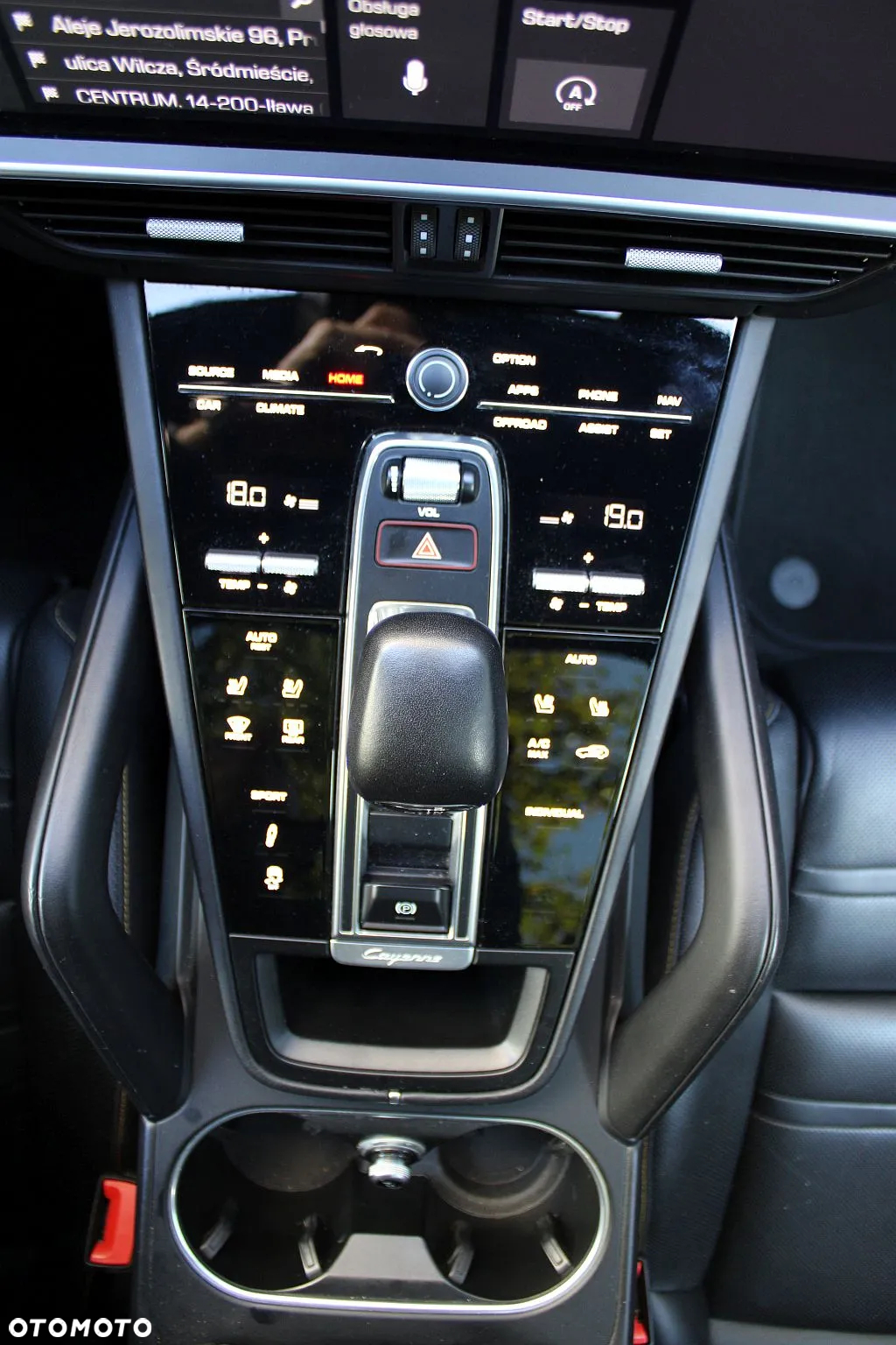 Porsche Cayenne Standard - 36