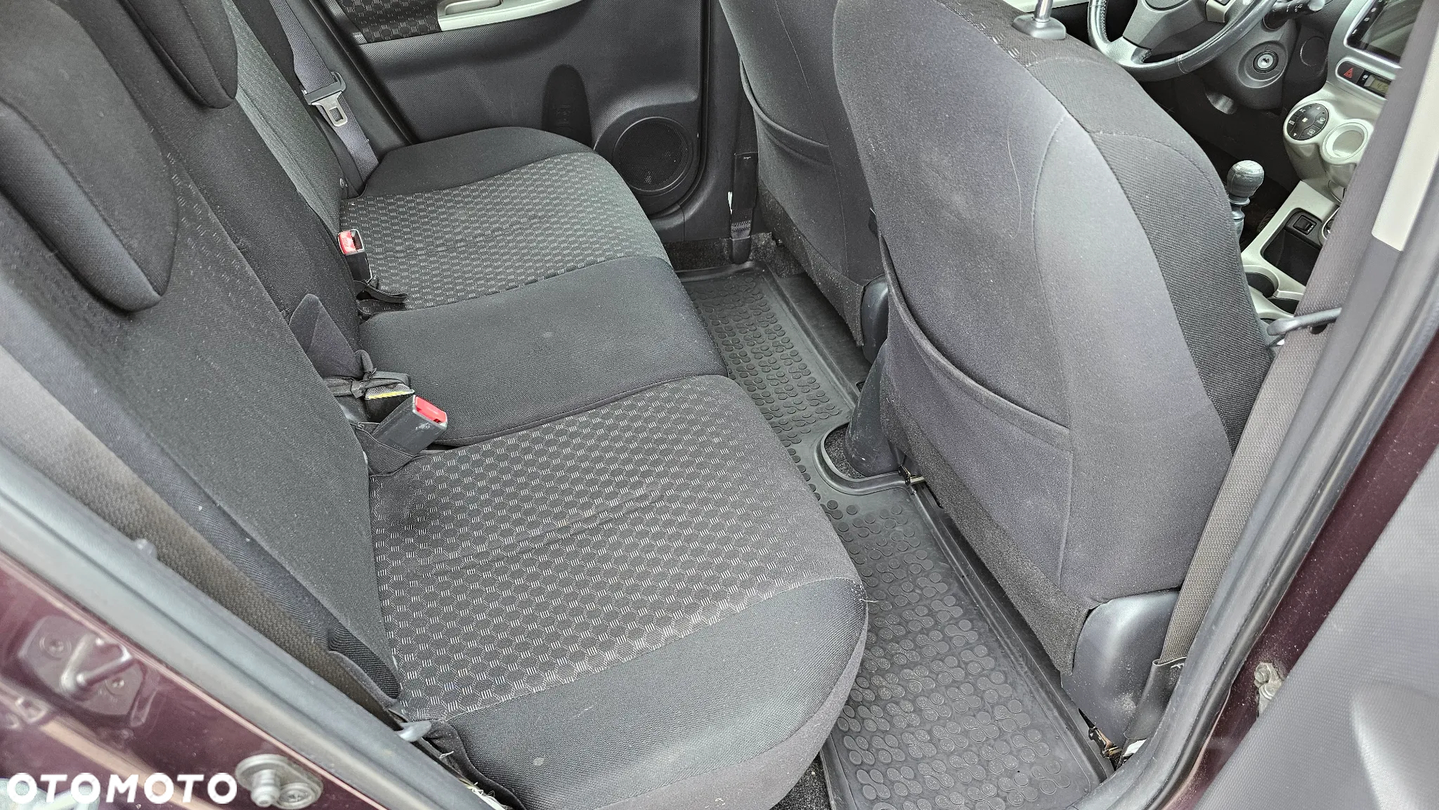 Toyota Urban Cruiser 1.33 Sol EU5 - 11