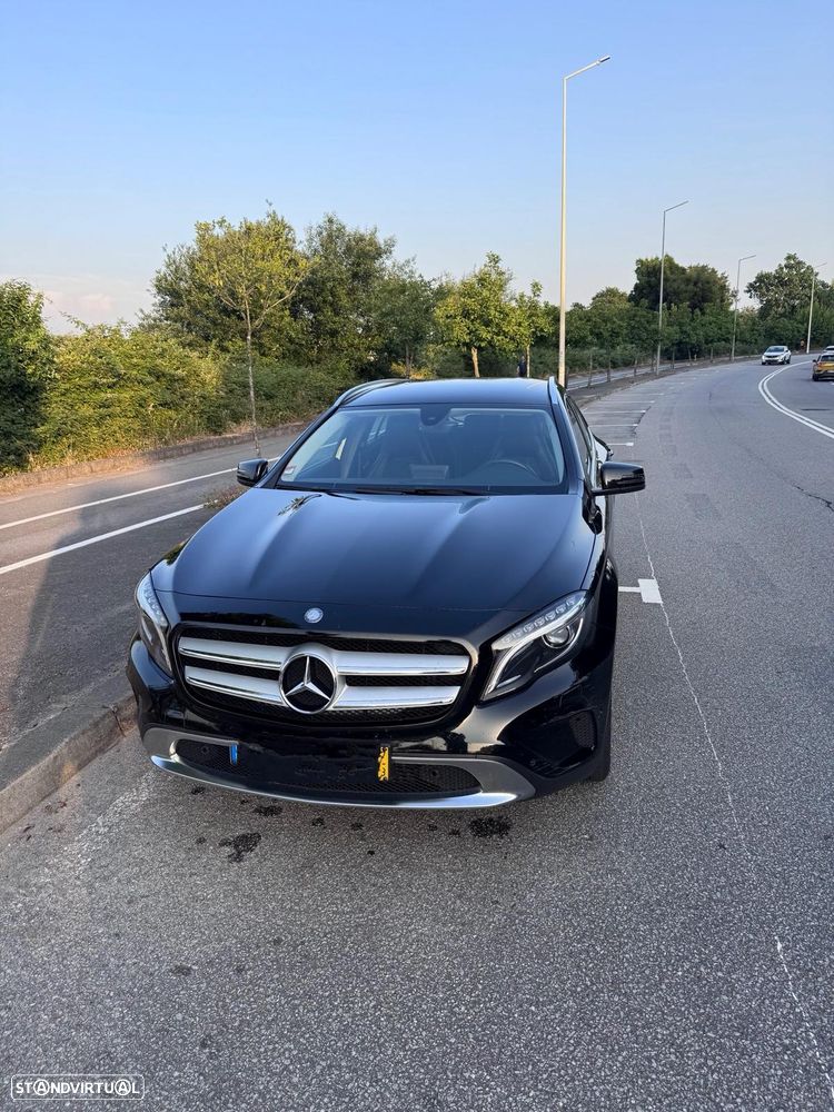 Mercedes-Benz GLA 200 d Aut. - 1