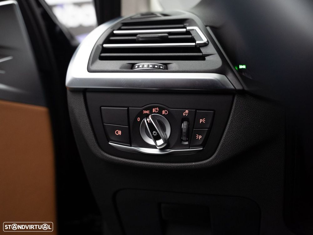 BMW X3 30 e xDrive - 20