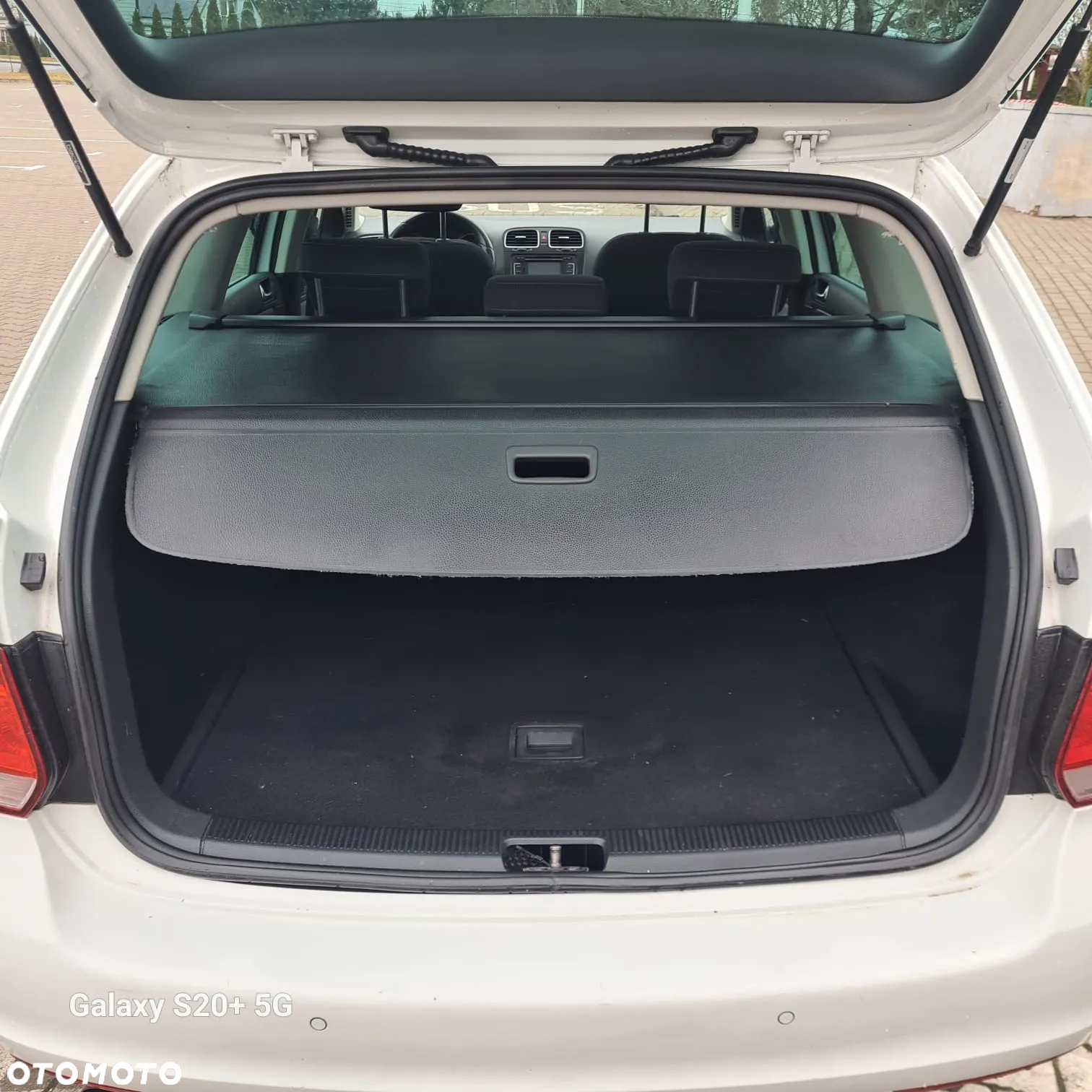 Volkswagen Golf 1.6 TDI DPF BlueMotion Technology MATCH - 37