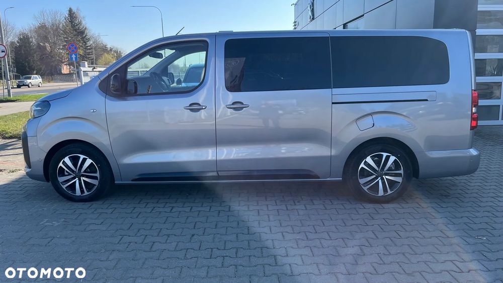 Peugeot Traveller 2.2 BlueHDi Long Business VIP EAT8 - 28