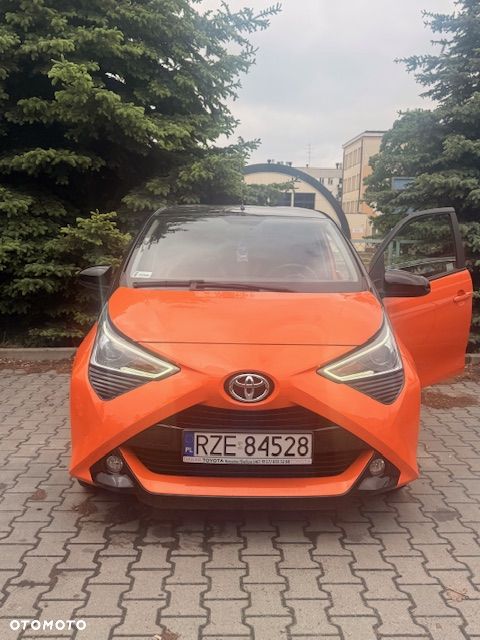 Toyota Aygo 1.0 VVT-i JBL Edition - 2