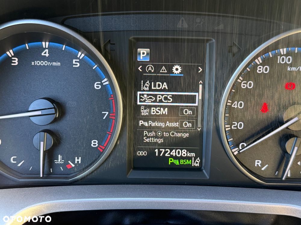 Toyota RAV4 2.0 4x4 Start&Stop CVT Comfort - 32