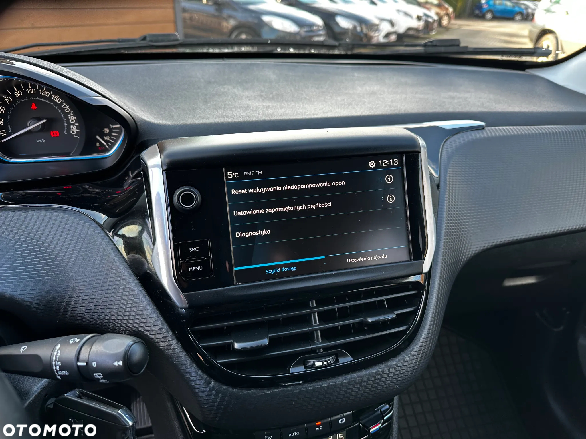 Peugeot 2008 - 14