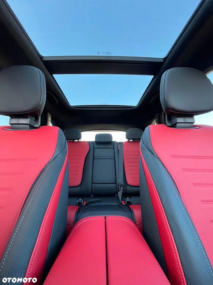 Mercedes-Benz GLC - 22