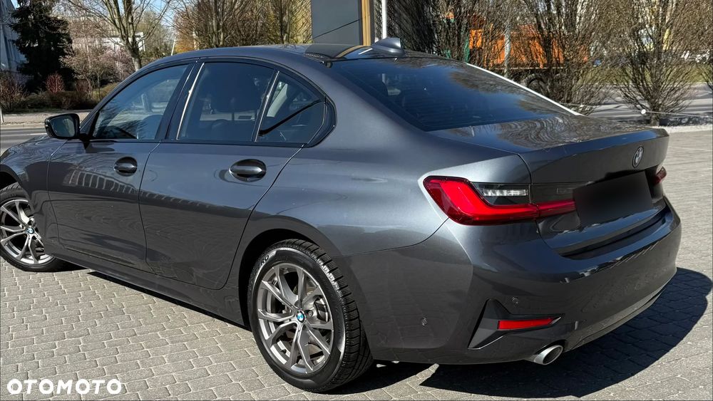 BMW Seria 3 318d - 10