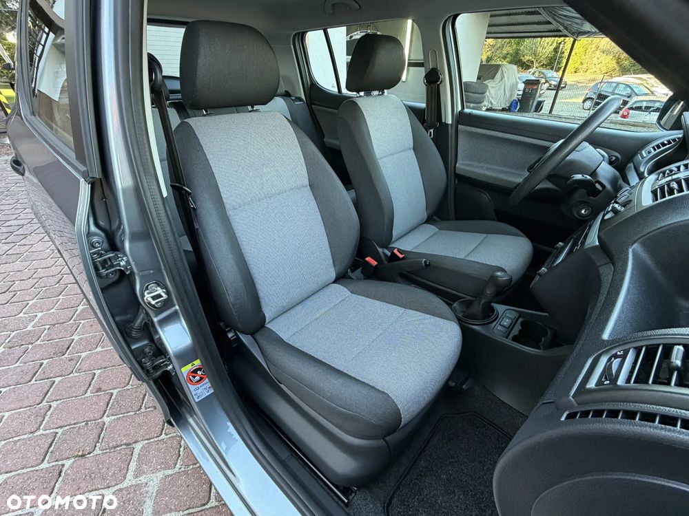Skoda Fabia 1.2 HTP Ambiente - 20